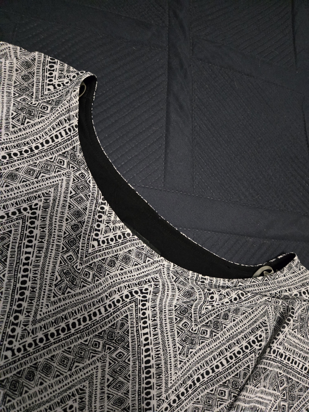 AB Studio Black And White Womens Shirt